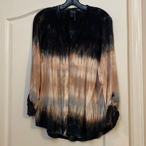 Dark blue and tan colored blouse.  Made by FDJ (French Dressing Jeans).